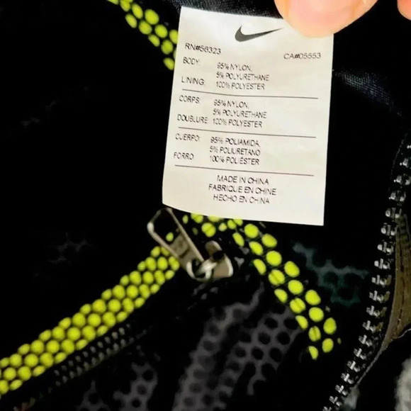 Nike Victory Gym Duffle Tote Workout Bag - Picture 13 of 13